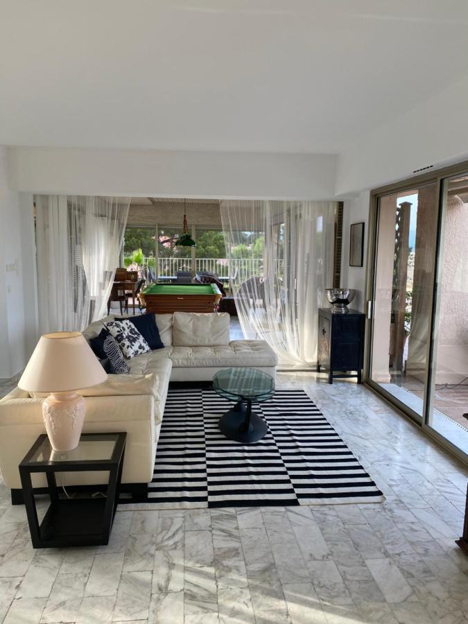 Panoramic Sea View Penthouse With Jacuzzi And 450 Sqm Terrace Appartement Antibes Buitenkant foto