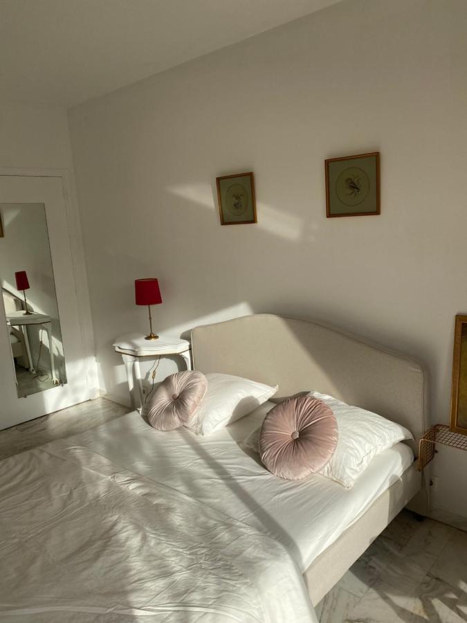 Panoramic Sea View Penthouse With Jacuzzi And 450 Sqm Terrace Appartement Antibes Buitenkant foto