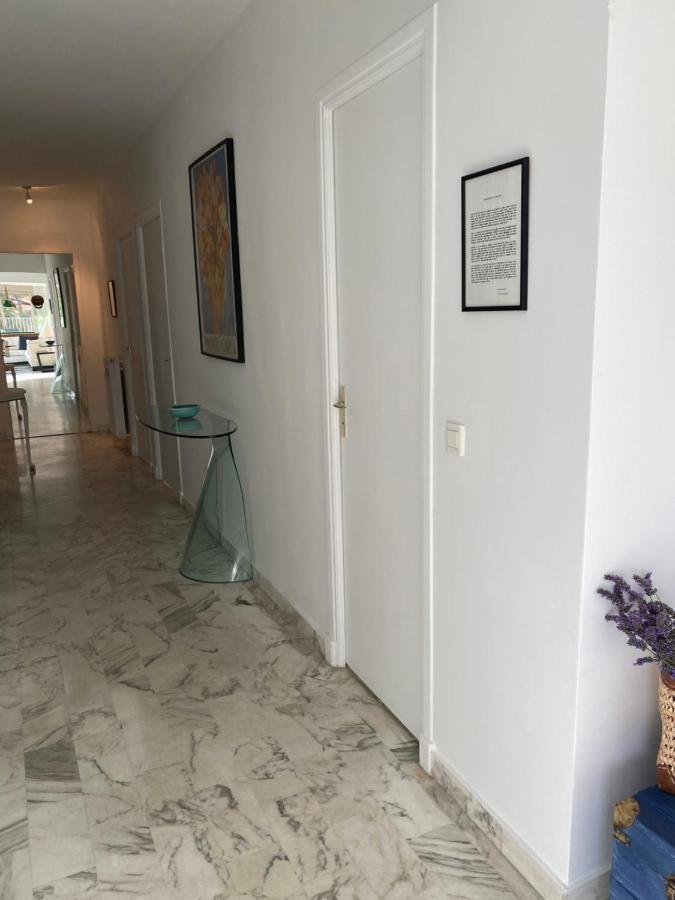 Panoramic Sea View Penthouse With Jacuzzi And 450 Sqm Terrace Appartement Antibes Buitenkant foto